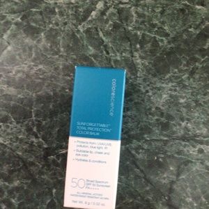 Color science berry never used